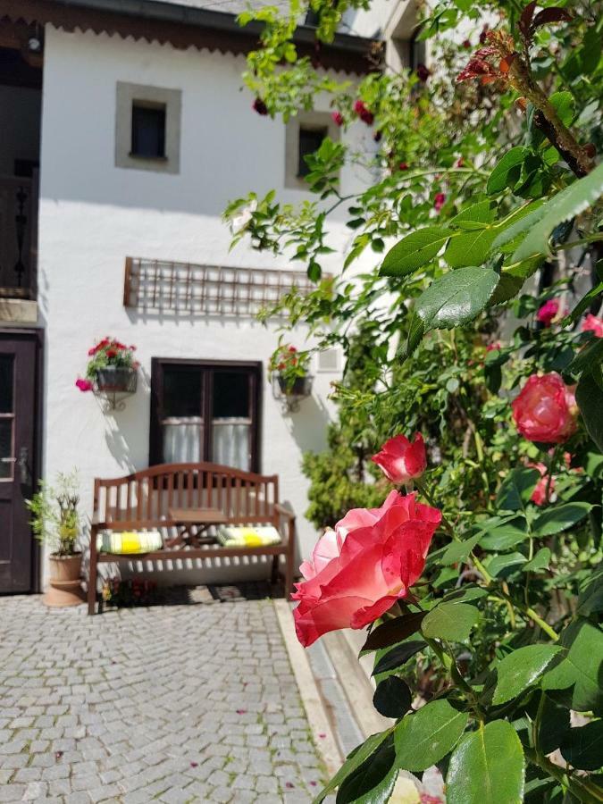 Hotel Schrannenhof Klosterneuburg Exterior foto